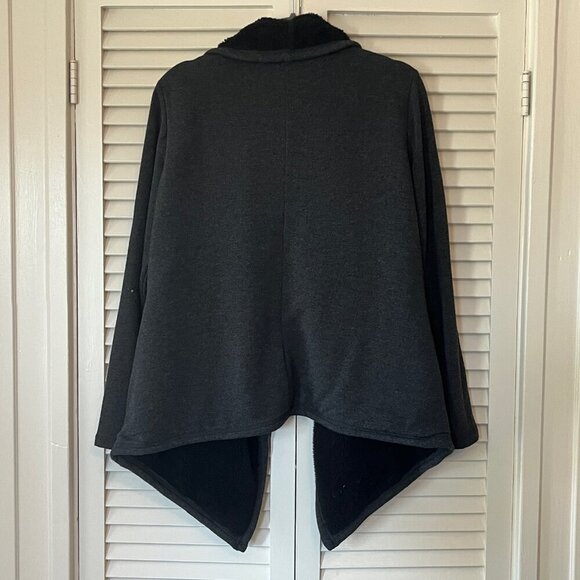 UGG Faux Shearling Wrap small open fleece jacket grey sherpa - Picture 7 of 14